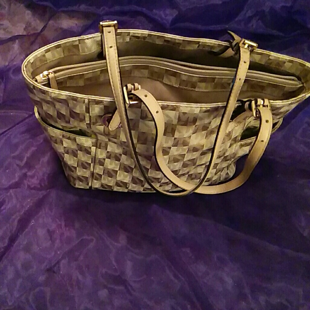 Michal Kors  (pocket book)